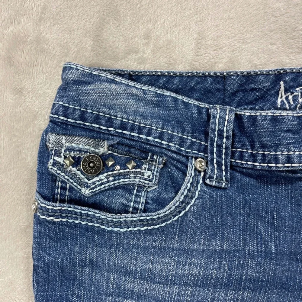 Ariya Jeans Bootcut Women 11/12 Blue Thick Stitch Embellished Flap Pocket